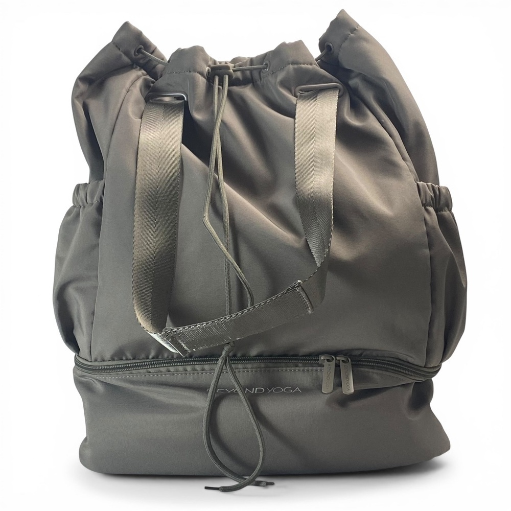Beyond Yoga Convertible Gym Diaper Weekend Bag